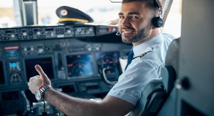 Toma asiento antes de conocer cuánto gana un Piloto de avión en Colombia