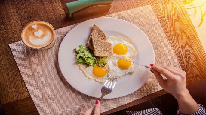 ¿Qué tan saludable es comer huevo de forma diaria?