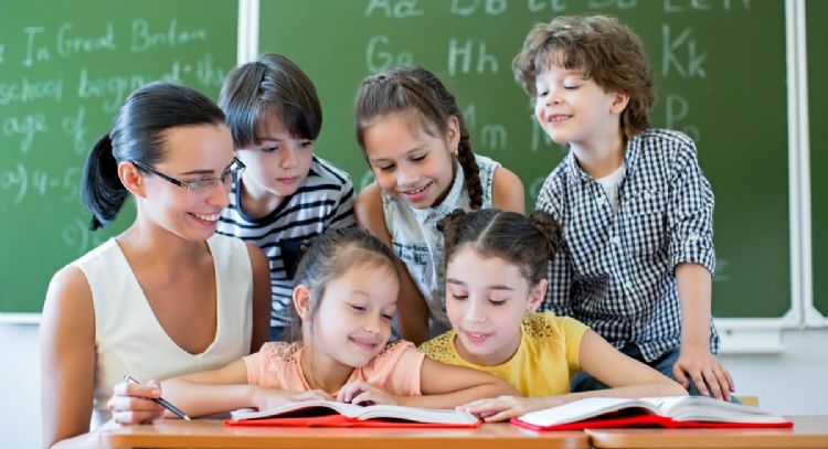 La Secretaría de Educación confirma una feliz noticia en Bogotá que celebran más de 8.000 estudiantes