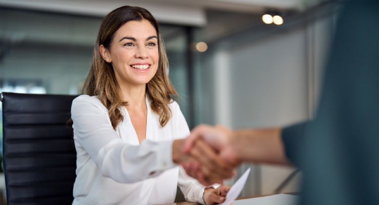 Estos serán los 5 empleos con mejor salario en Colombia en 2025, según la IA