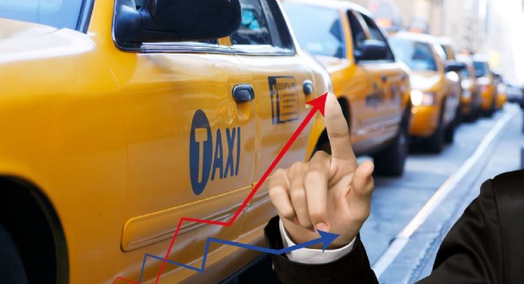 La Secretaría de Movilidad confirmó las nuevas tarifas de taxis, parqueaderos y Pico y Placa Solidario para Bogotá desde el 1 de febrero