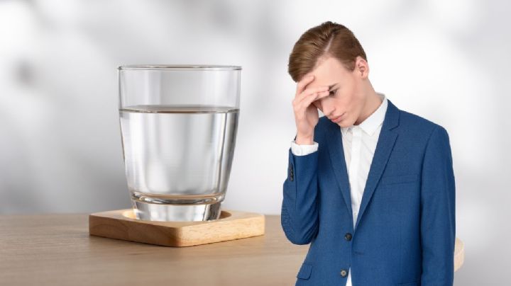 Conoce la respuesta ideal si te ofrecen un vaso de agua en una entrevista de trabajo