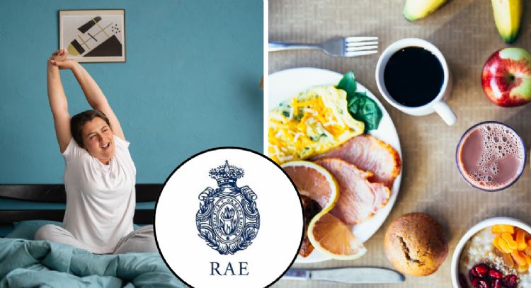 Toma aire antes de saber cuál es la fórmula correcta de saludo, según la RAE: ¿"buen día" o "buenos días"?