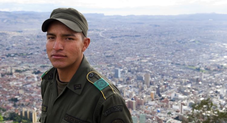 ¿Quieres ser Auxiliar de Policía? Cómo postular en Colombia con solo 6 requisitos