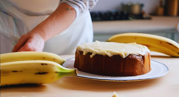Torta de banano, aprende a hacer este exquisito postre con solo 9 ingredientes