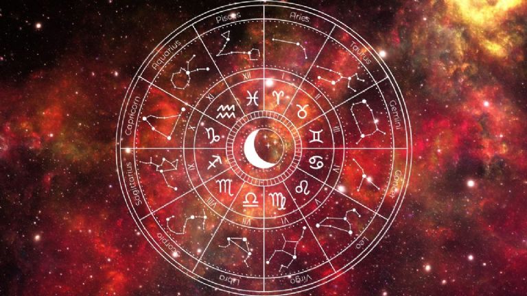 signficado astrologico del sextil entre la luna en sagitario y pluton en acuario