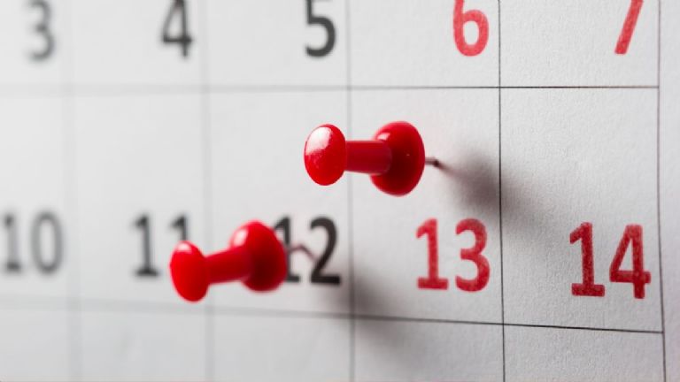 calendario de dias no laborables en colombia en semana santa 2025