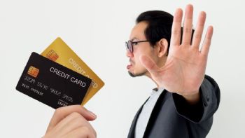 Adiós a las tarjetas bancarias: esta es la tendencia al momento de pagar los gastos que se usa cada vez más en Colombia