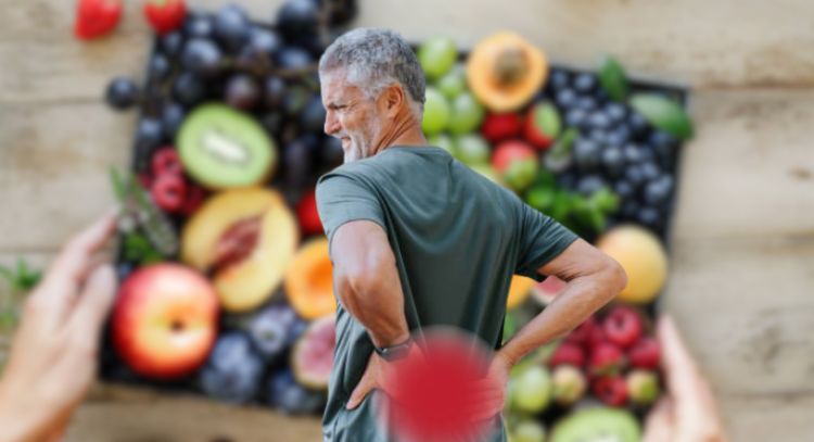 Por qué debes consumir esta fruta todas las mañanas si estás envejeciendo