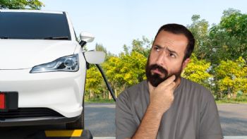 Toma aire antes de conocer cuánto cuestan los carros híbridos y eléctricos más vendidos en Colombia