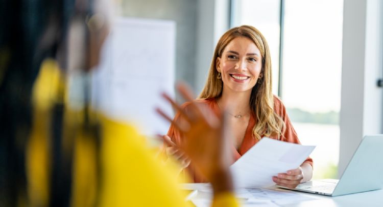 ¿Quieres ganar más de 2 millones de pesos? Estas son las vacantes de empleo en Colombia