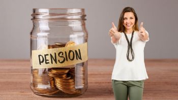 Toma asiento antes de conocer la cantidad de semanas que debe tener una mujer para pensionarse en Colombia