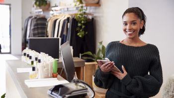 ¿Quieres trabajar en Maaji? Estas son las vacantes de empleo disponibles en Colombia