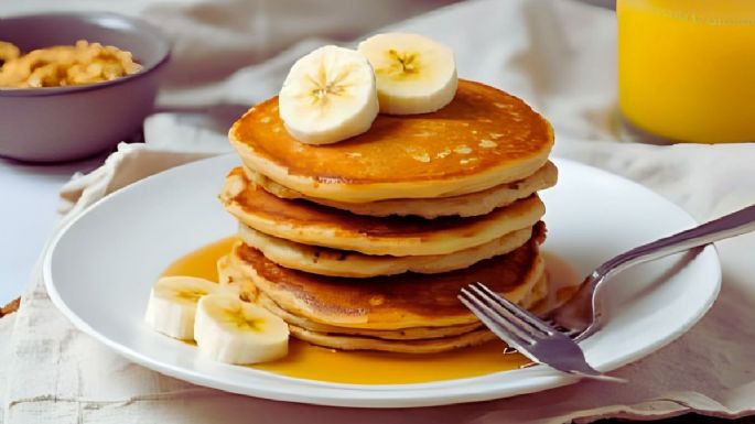 Prepara unos deliciosos pancakes de avena y banano ideales para el desayuno en solo 5 pasos