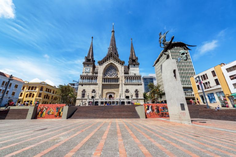 catedral de manizales en colombia horarios de misa