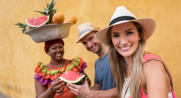 Toma asiento antes de saber en qué gastan más dinero los turistas que visitan Colombia