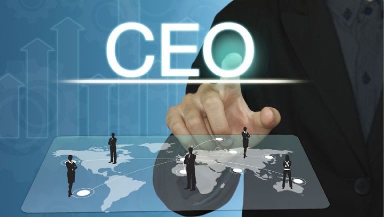 cuanto gana de salario un CEO en colombia en 2025