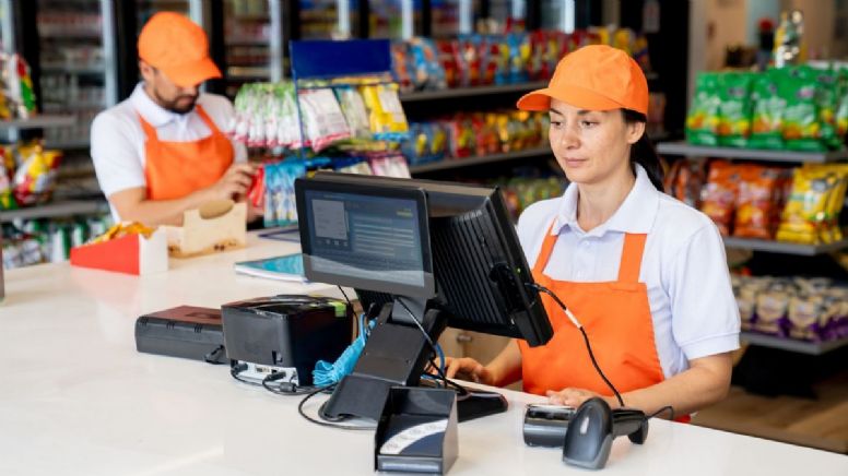 Cuál es la compañía que abre una tienda cada 2 días en Colombia