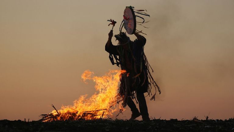 cuanto cobra un chaman por sus rituales