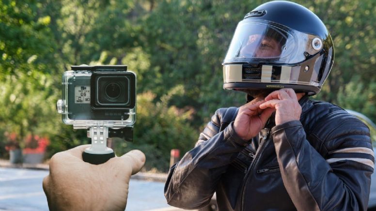 De cuánto es la multa para motociclistas por llevar cámara GoPro en el casco en Colombia