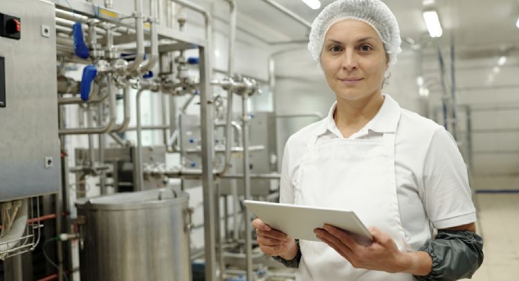 Toma aire antes de conocer cuánto gana un Gerente de Alimentos y Bebidas en Medellín