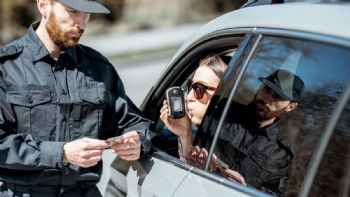 ¿Cuánto cuesta la multa por conducir alcoholizado en Colombia?