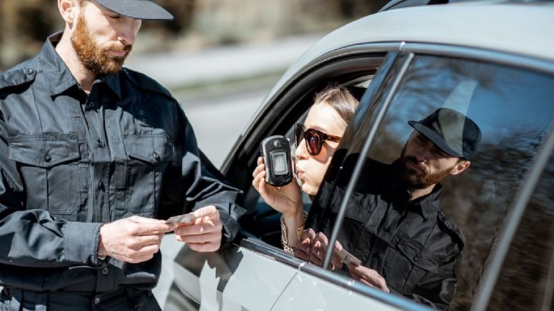 ¿Cuánto cuesta la multa por conducir alcoholizado en Colombia?