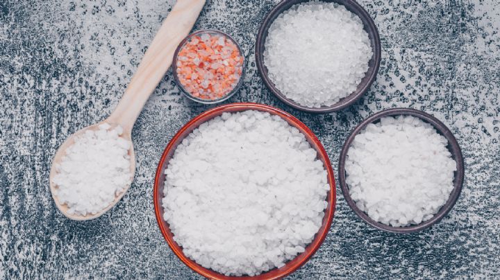 Por qué la sal fina sala más que la sal gruesa