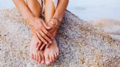 Foto ilustrativa de la nota titulada: Qué color de esmalte es el mejor para lucir en los pies en verano