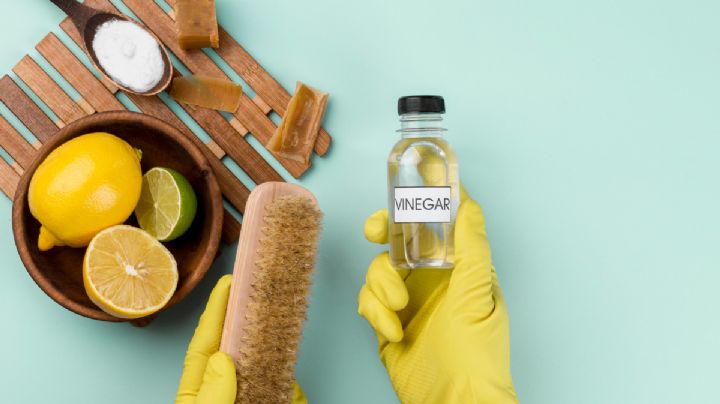 Qué ocurre si rocías la escalera de tu casa con un poco de vinagre