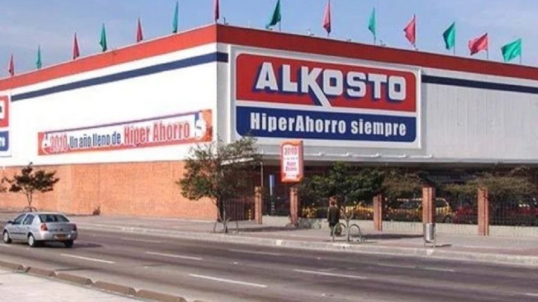 Alkosto pone a precio de regalo Pantalla Samsung NEO QLED 4K de 55 pulgadas: con descuento de 45%