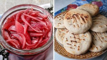 Cómo hacer cebollas encurtidas para acompañar unas deliciosas arepas