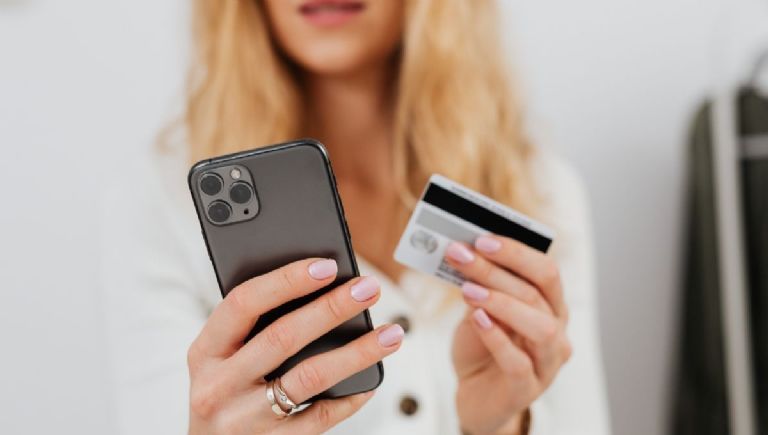 beneficio tarjeta de credito colombia porque bajo el dolar