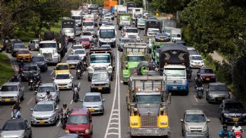 Pico y Placa: qué autos descansan este viernes 17 de abril en Bogotá, Cartagena y Medellín