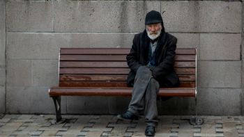 La psicología lo confirma: los adultos mayores de 60 años que no tienen amigos aprendieron esta lección valiosa en la vida