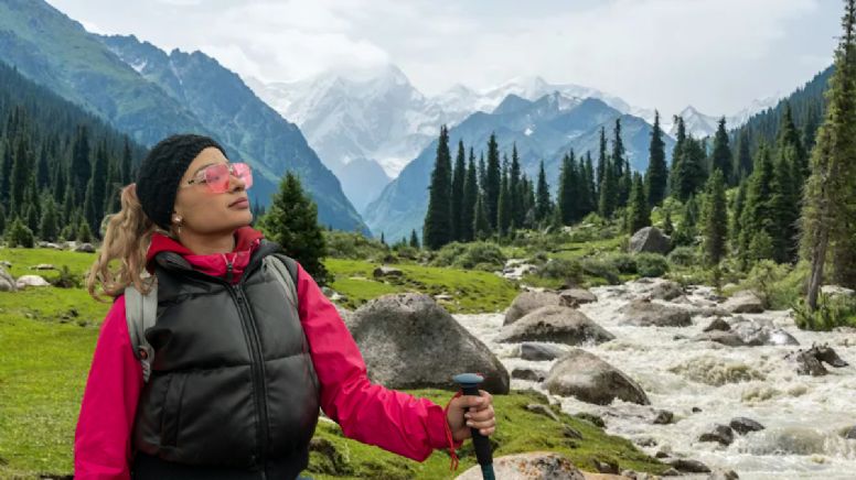 Este es el país del mundo más alejando del mar: con cultura nómada y montañosos paisajes