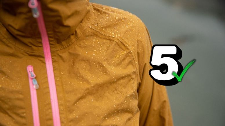 Las 5 mejores chaquetas impermeables económicas para comprar en 2026