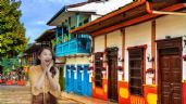 Foto ilustrativa de la nota titulada: El rincón “más bello de Antioquia” que debes conocer en las próximas vacaciones: con balcones coloridos y decorados con flores